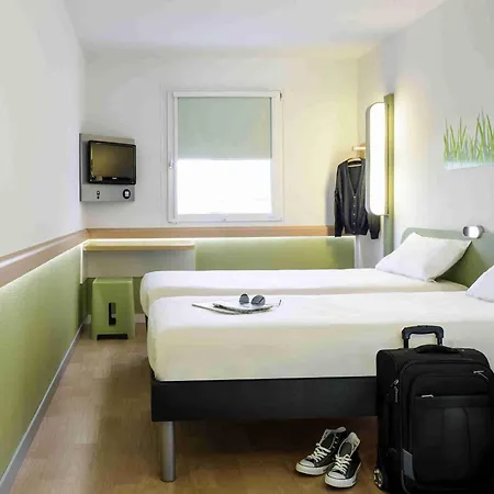 Ibis Budget Metz Sud מלון