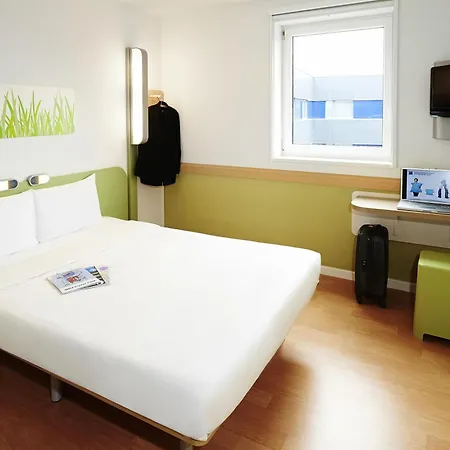 Ibis Budget Metz Sud מלון Augny